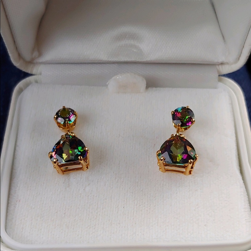 14k gold earrings with genuine topaz stone